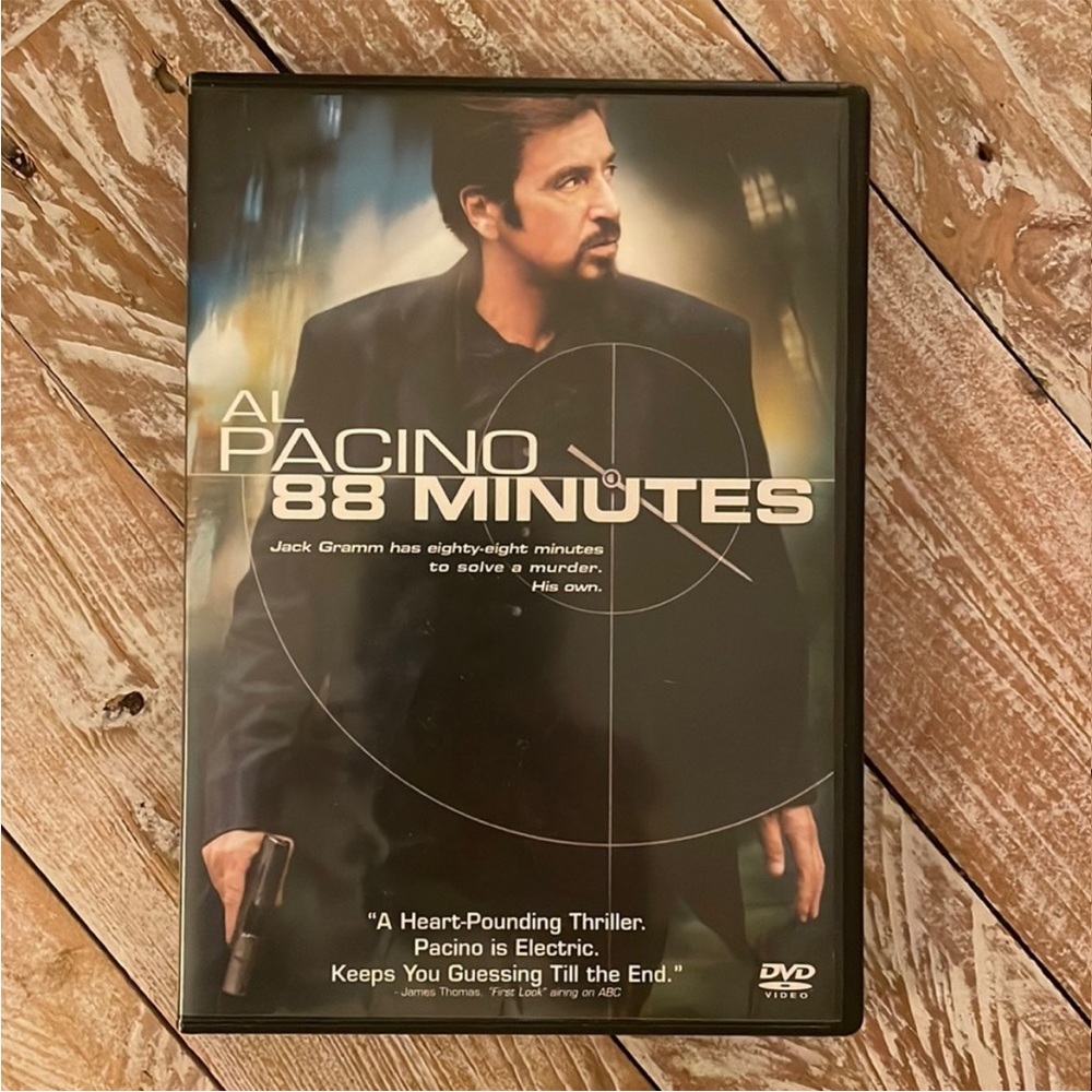 3/$15 u pick dvds📀or 1 for $9~ 88 Minutes